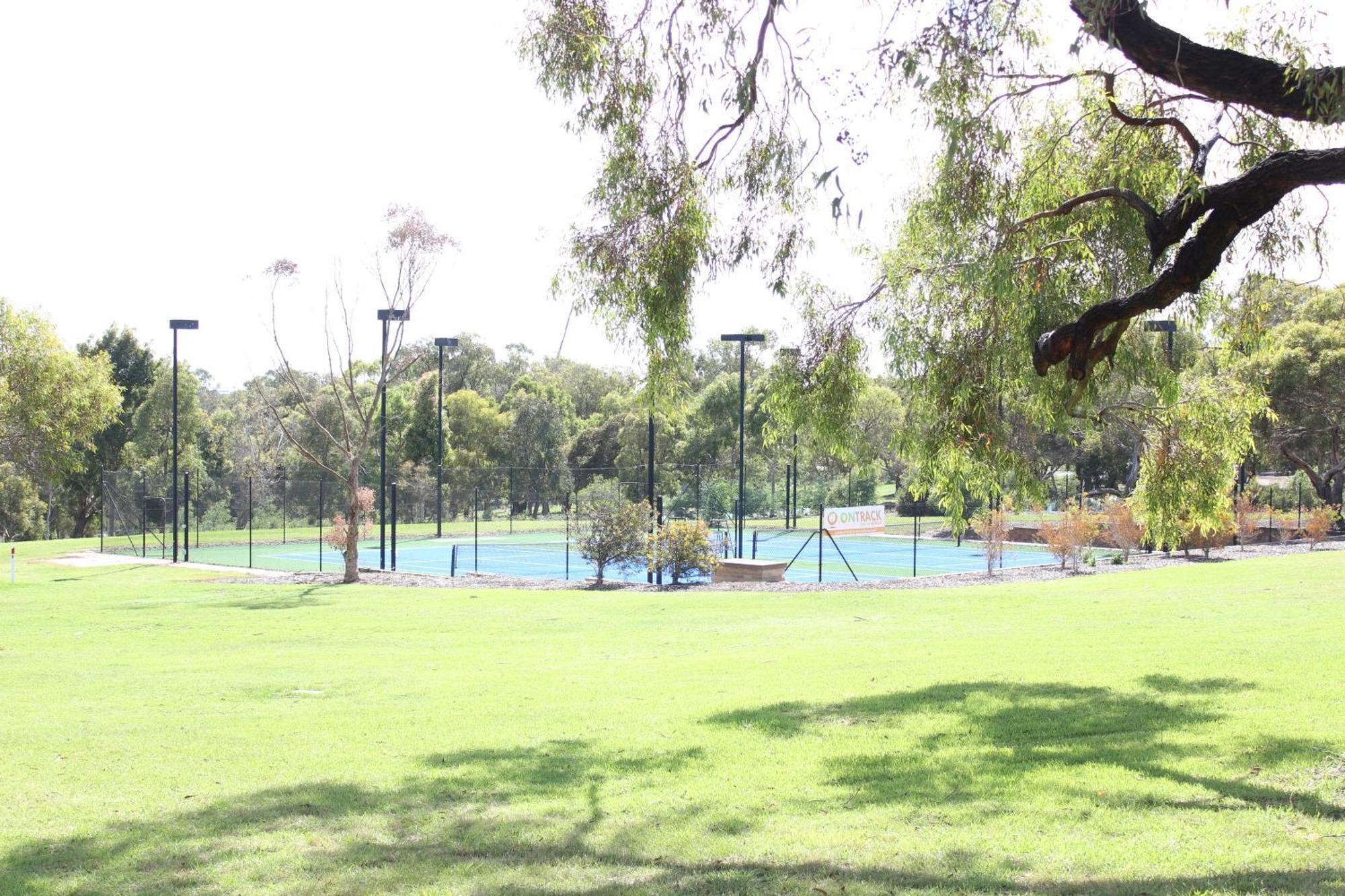 Waurn Ponds Estate Hotel Exterior photo